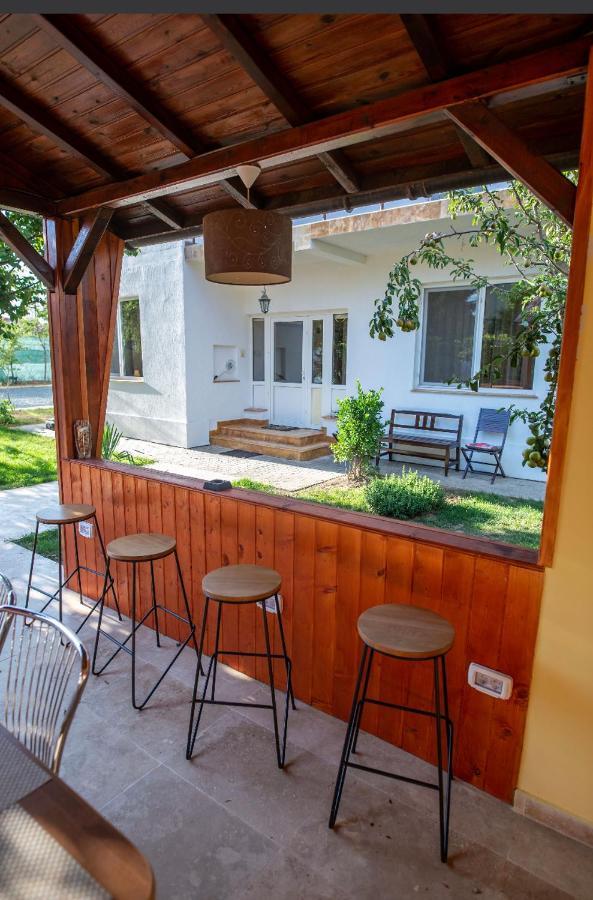 Vila Jean Bart Hotel Мангалия Екстериор снимка