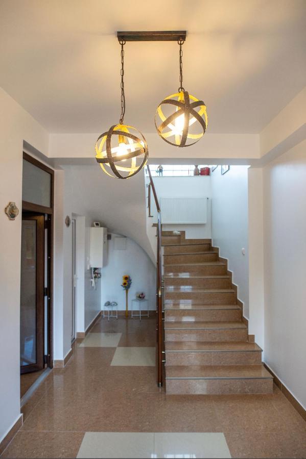 Vila Jean Bart Hotel Мангалия Екстериор снимка