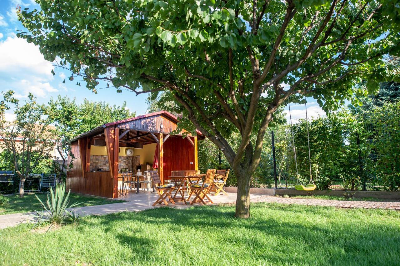 Vila Jean Bart Hotel Мангалия Екстериор снимка